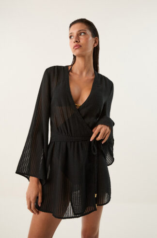 Saida Curta Winnie Black